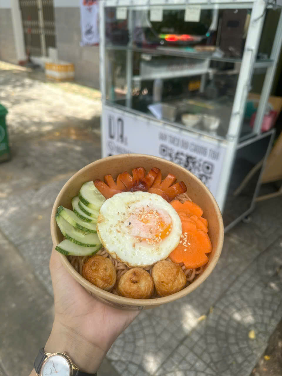 Mixed noodles / mì trộn at DA